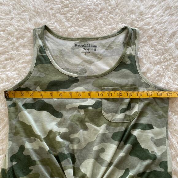 3/$15 Rebellious One Sleeveless Tank Top Camouflage Print Tie Front Size Small - Picture 7 of 8